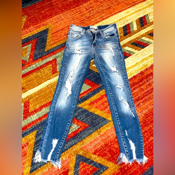 NWOT- Cello Jeans - Picture 1 of 6